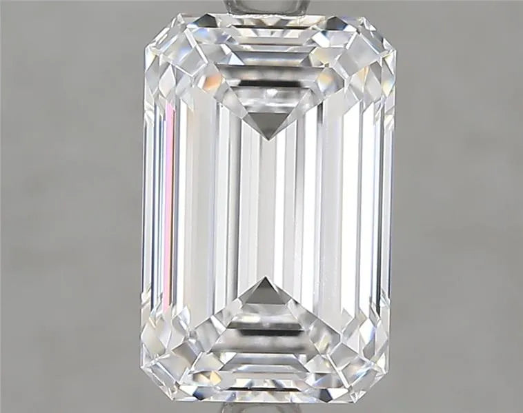 2.69ct Emerald Lab Grown Diamond (Colour D, Clarity VVS1, IGI Certified)