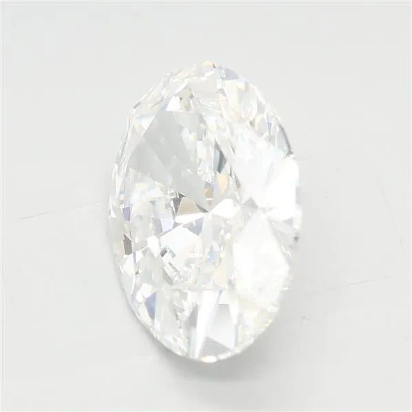 2.70ct Oval Lab Grown Diamond (Colour F, Clarity VVS2, IGI Certified)