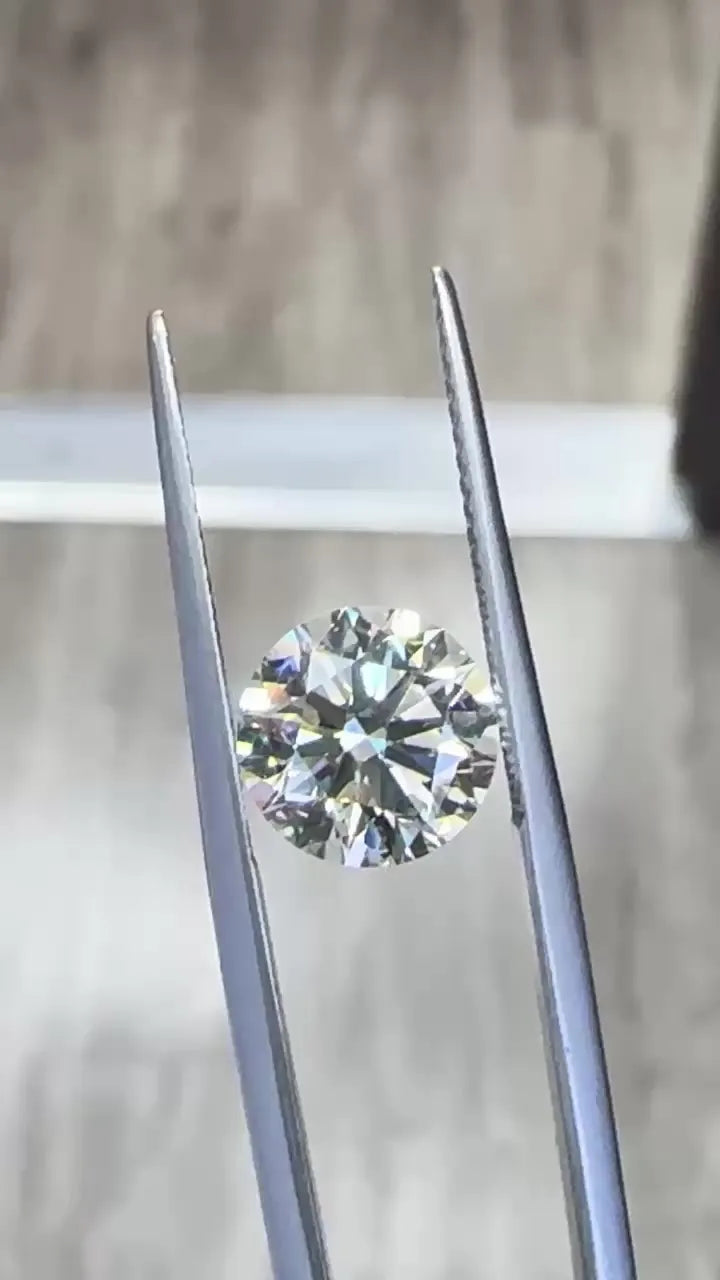 2.71ct Round Natural Diamond (Colour K, Clarity VS2, Cut ID, EGL Certified)