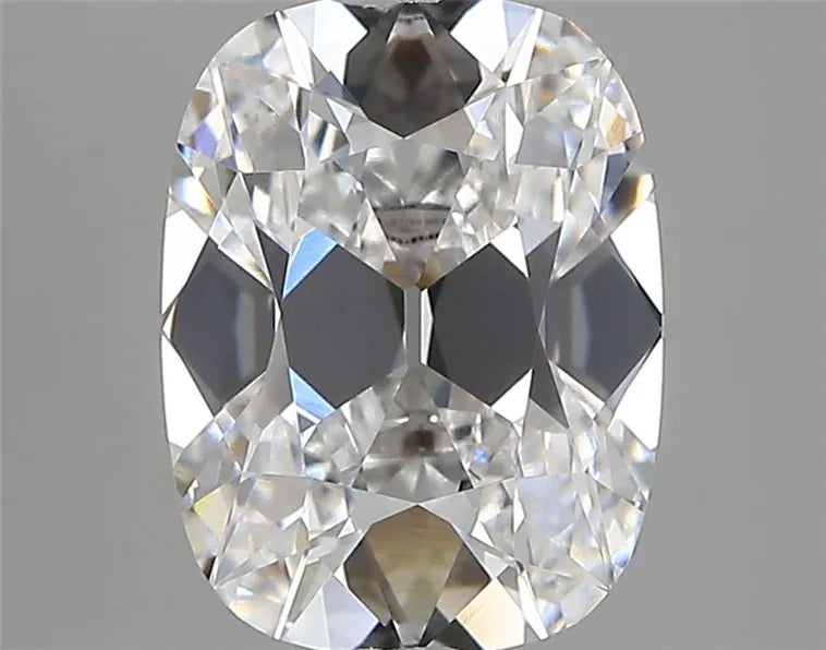 2.72ct Cushion modified Lab Grown Diamond (Colour D, Clarity VVS1, IGI Certified)