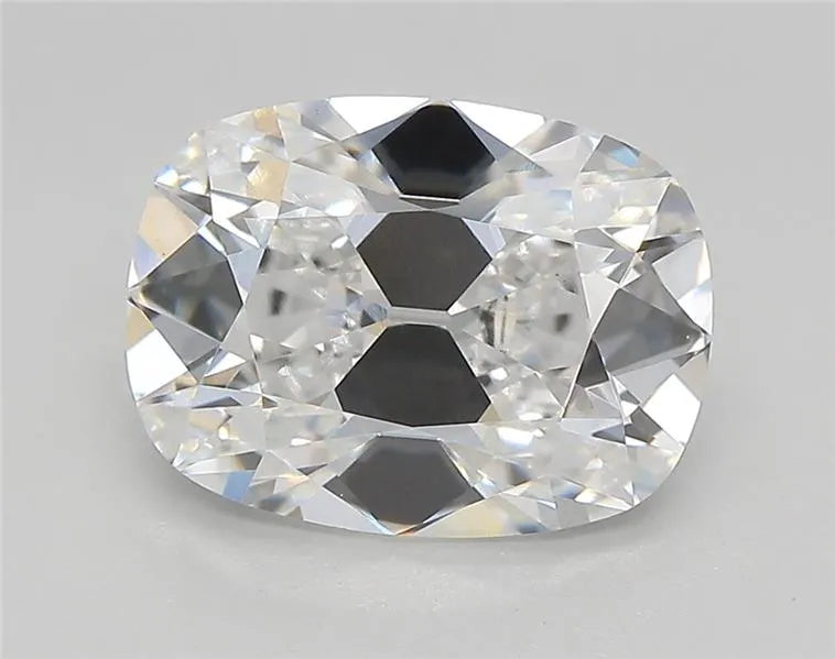2.72ct Cushion modified Lab Grown Diamond (Colour D, Clarity VVS2, IGI Certified)
