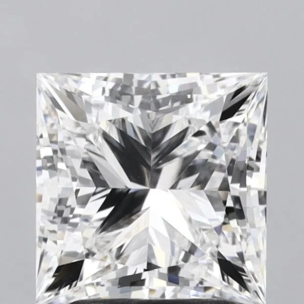 2.74ct Princess Lab Grown Diamond (Colour E, Clarity VVS1, IGI Certified)