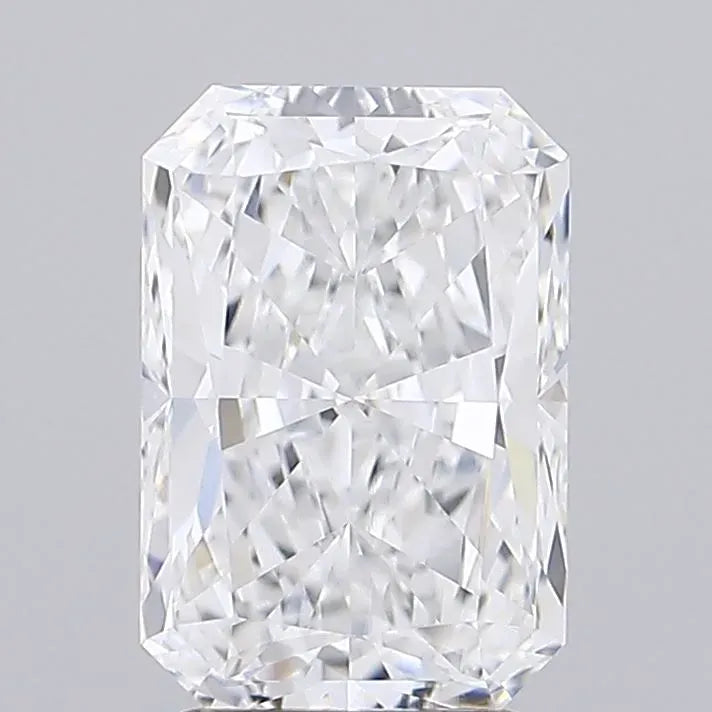 2.75ct Radiant Lab Grown Diamond (Colour E, Clarity IF, IGI Certified)