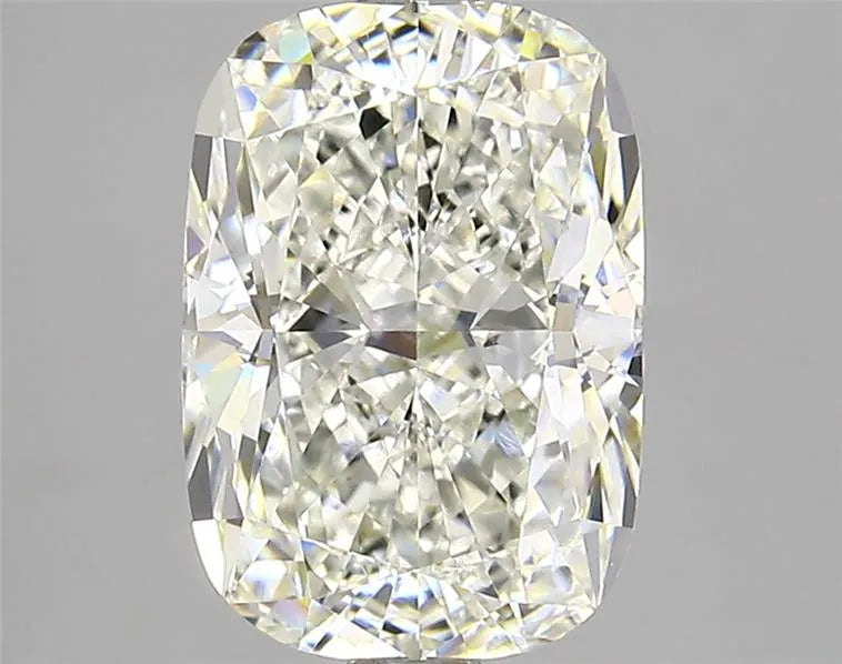 2.77ct Cushion brilliant Lab Grown Diamond (Colour G, Clarity VVS2, IGI Certified)