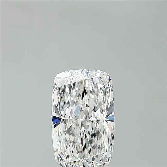 2.77ct Cushion modified Lab Grown Diamond (Colour D, Clarity VVS2, IGI Certified)