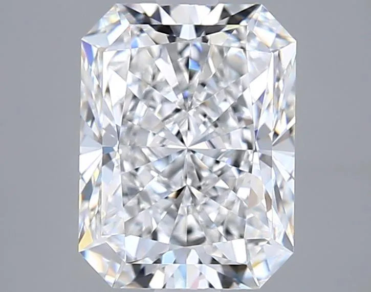 2.79ct Radiant Lab Grown Diamond (Colour E, Clarity VVS2, GIA Certified)