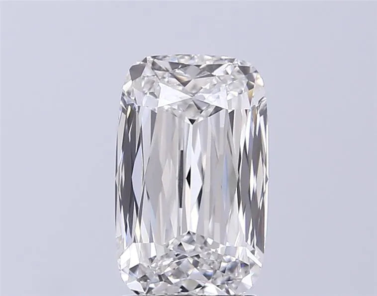 2.80ct Cushion modified Lab Grown Diamond (Colour E, Clarity VVS2, IGI Certified)