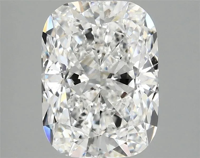 2.82ct Cushion modified Lab Grown Diamond (Colour E, Clarity VVS2, IGI Certified)