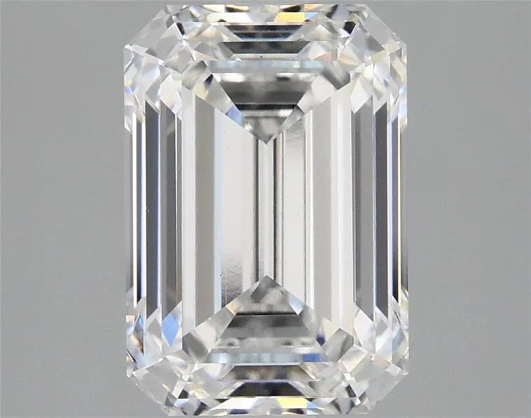 2.82ct Emerald Lab Grown Diamond (Colour E, Clarity VVS2, IGI Certified)
