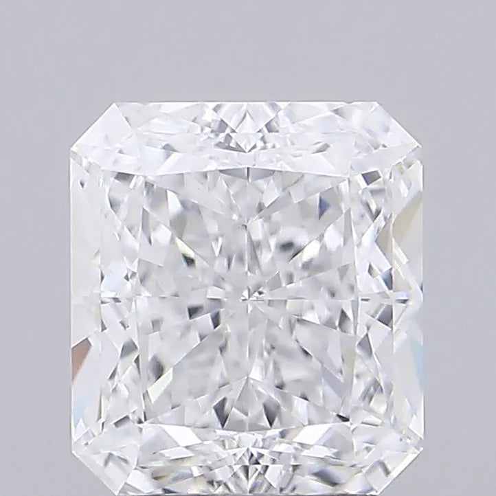 2.84ct Radiant Lab Grown Diamond (Colour D, Clarity VVS2, IGI Certified)