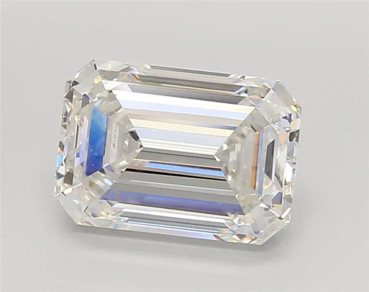 2.85ct Emerald Lab Grown Diamond (Colour F, Clarity VVS1, IGI Certified)
