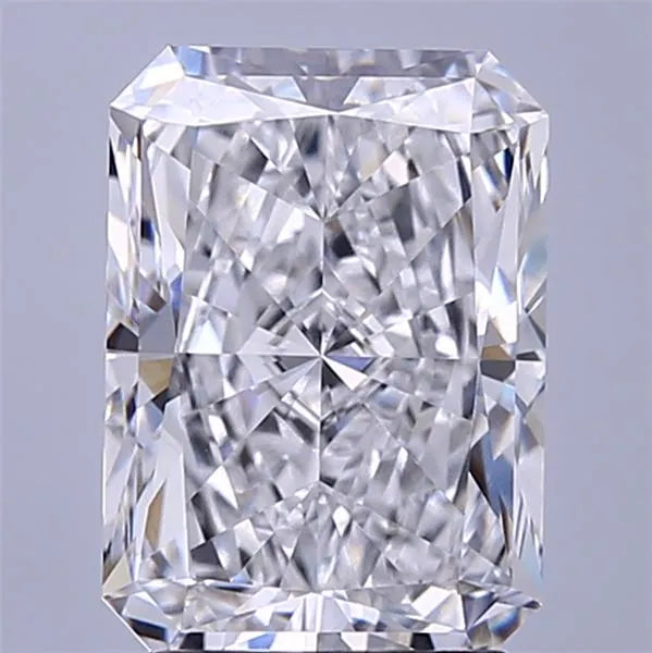 2.86ct Radiant Lab Grown Diamond (Colour D, Clarity VVS2, IGI Certified)