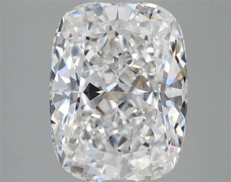 2.87ct Cushion modified Lab Grown Diamond (Colour E, Clarity VVS1, IGI Certified)