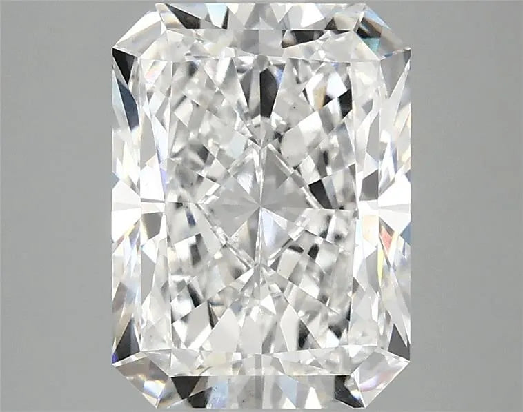 2.89ct Radiant Lab Grown Diamond (Colour E, Clarity VS1, IGI Certified)