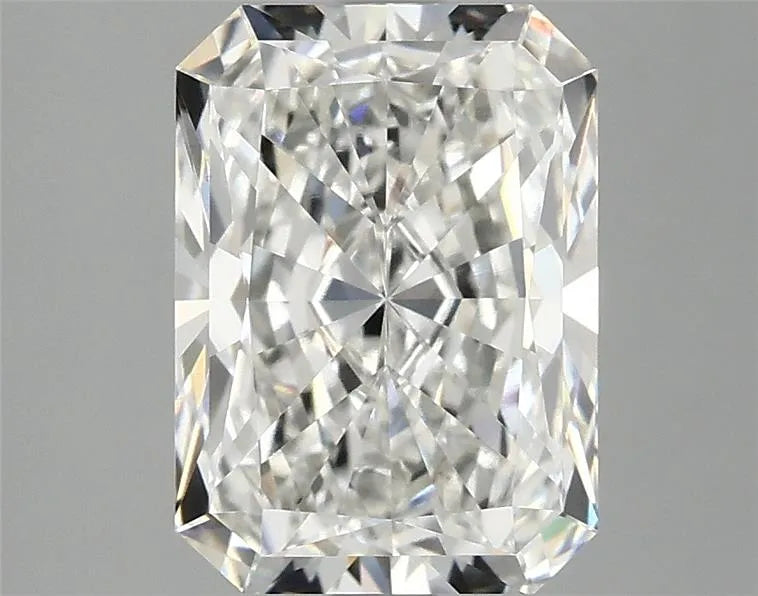 2.90ct Radiant Lab Grown Diamond (Colour F, Clarity VVS2, IGI Certified)