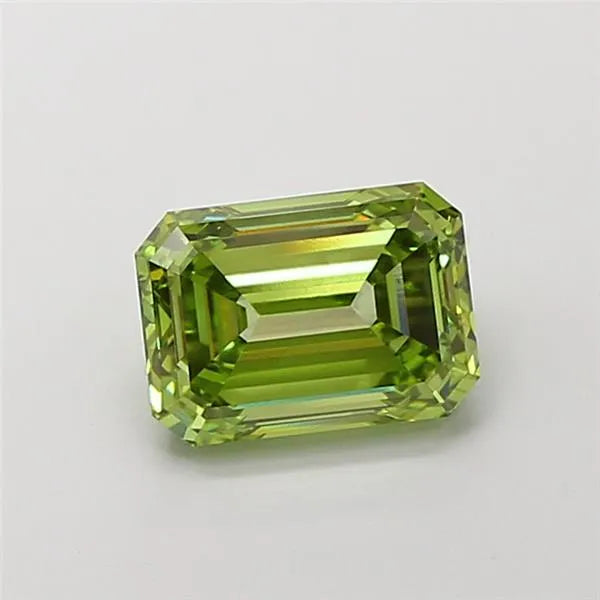 2.91ct Emerald Lab Grown Diamond (Colour Fancy Vivid Green, Clarity VVS2, IGI Certified)