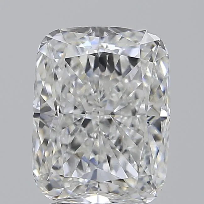 2.97ct Cushion modified Lab Grown Diamond (Colour E, Clarity VVS2, IGI Certified)