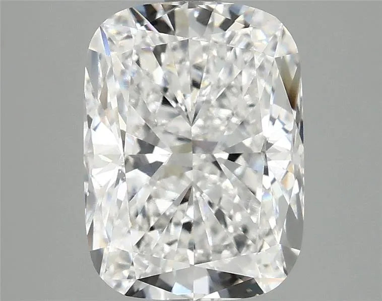 2.97ct Cushion modified Lab Grown Diamond (Colour E, Clarity VVS2, IGI Certified)