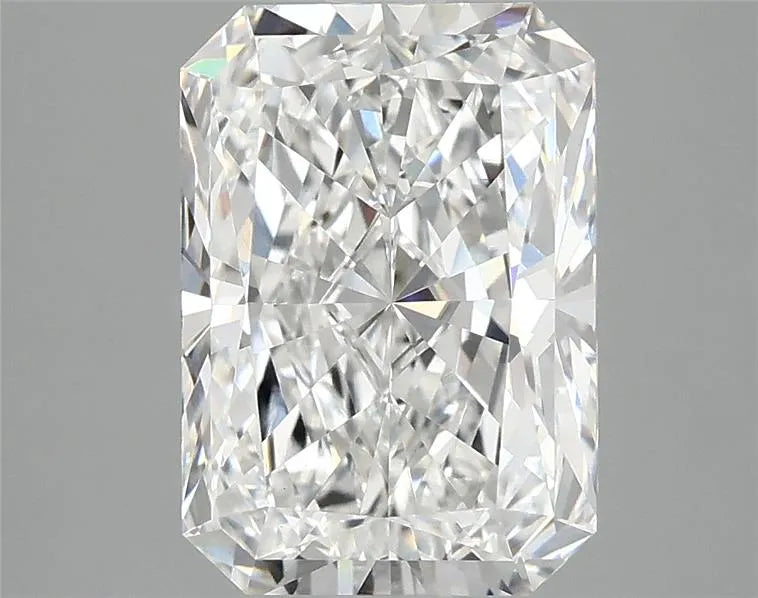 2.97ct Radiant Lab Grown Diamond (Colour E, Clarity VVS2, IGI Certified)
