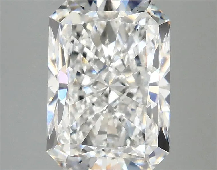 2.98ct Radiant Lab Grown Diamond (Colour D, Clarity VS2, IGI Certified)