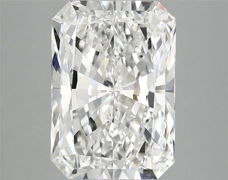 2.98ct Radiant Lab Grown Diamond (Colour F, Clarity VVS2, IGI Certified)