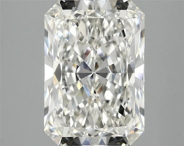 2.99ct Radiant Lab Grown Diamond (Colour G, Clarity VVS1, IGI Certified)