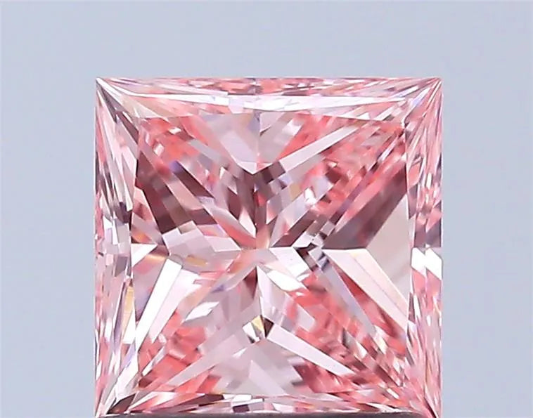 1.01ct Princess Lab Grown Diamond (Colour Fancy Vivid Pink, Clarity VVS2, IGI Certified)