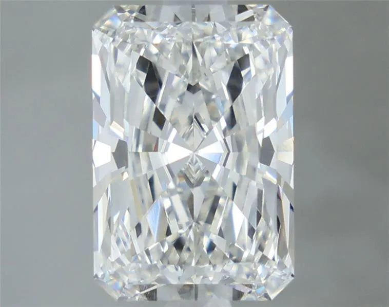 3.22ct Radiant Lab Grown Diamond (Colour F, Clarity VS1, Cut EX, IGI Certified)