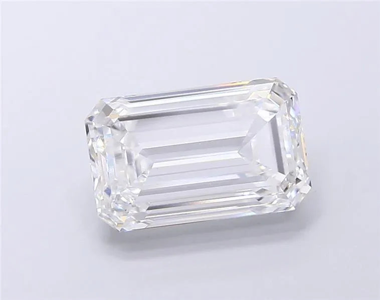 4.37ct Emerald Lab Grown Diamond (Colour E, Clarity VS1, IGI Certified)