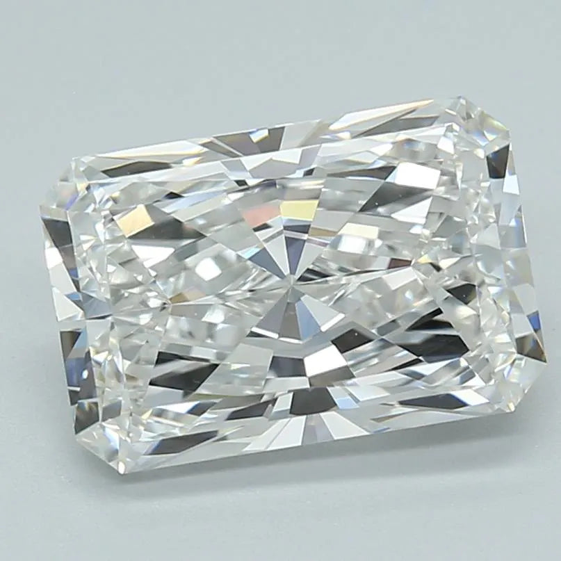 3.11ct Radiant Lab Grown Diamond (Colour F, Clarity VVS2, Cut EX, IGI Certified)