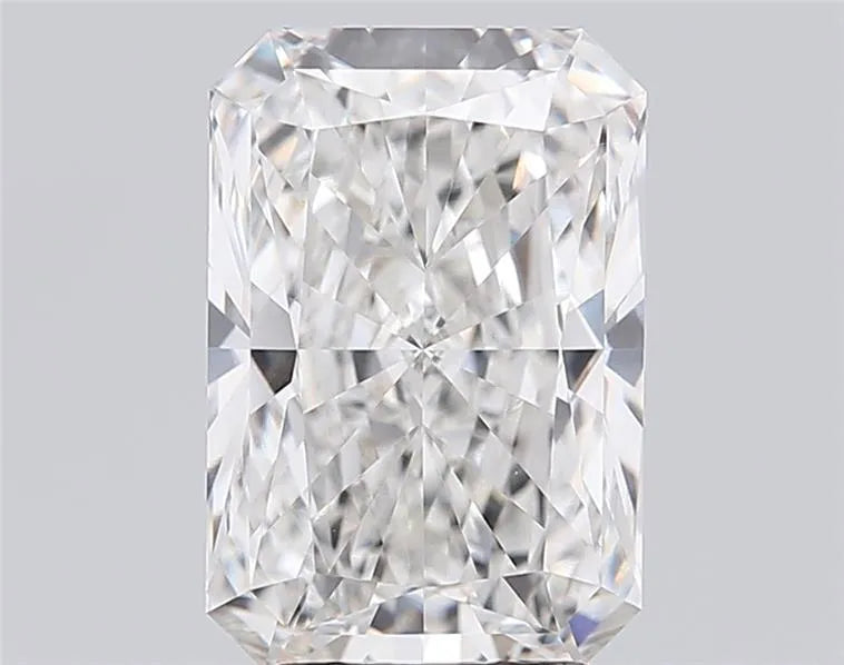 4.41ct Radiant Lab Grown Diamond (Colour G, Clarity VVS2, IGI Certified)