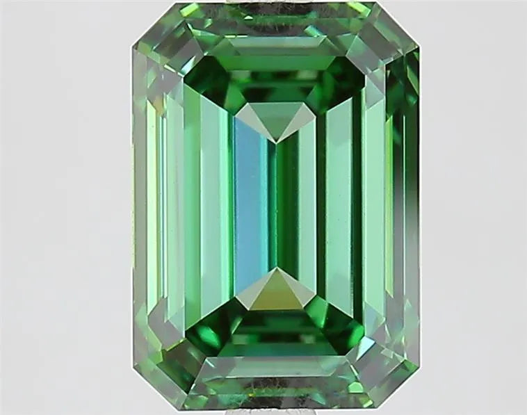 3.13ct Emerald Lab Grown Diamond (Colour Fancy Vivid Green, Clarity VVS2, IGI Certified)