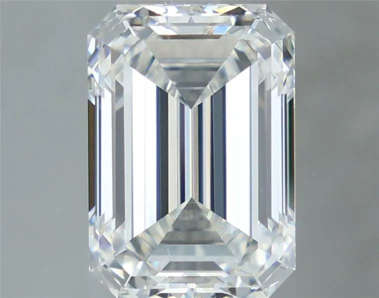 4.10ct Emerald Lab Grown Diamond (Colour F, Clarity VVS2, Cut EX, IGI Certified)