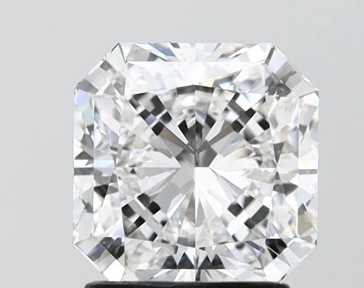 1.75ct Square radiant Lab Grown Diamond (Colour E, Clarity VVS2, IGI Certified)