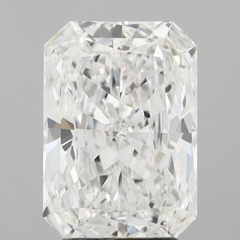2.90ct Radiant Lab Grown Diamond (Colour F, Clarity VVS2, IGI Certified)