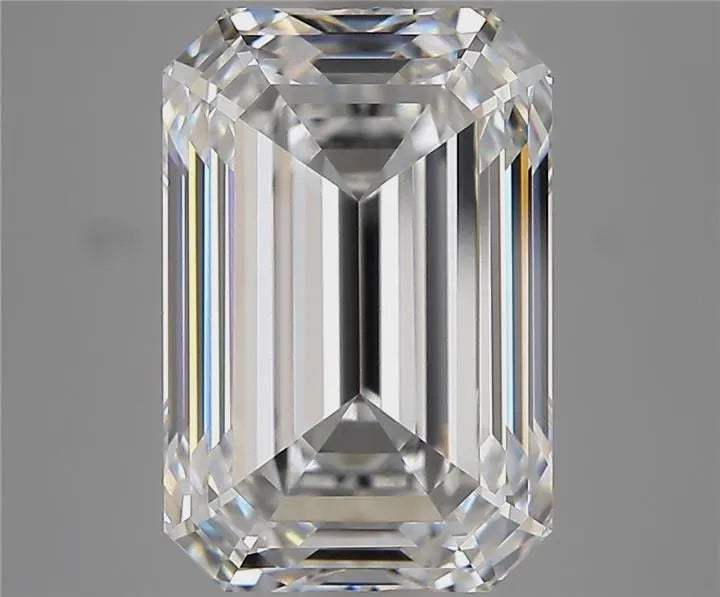 6.42ct Emerald Lab Grown Diamond (Colour E, Clarity VVS1, IGI Certified)