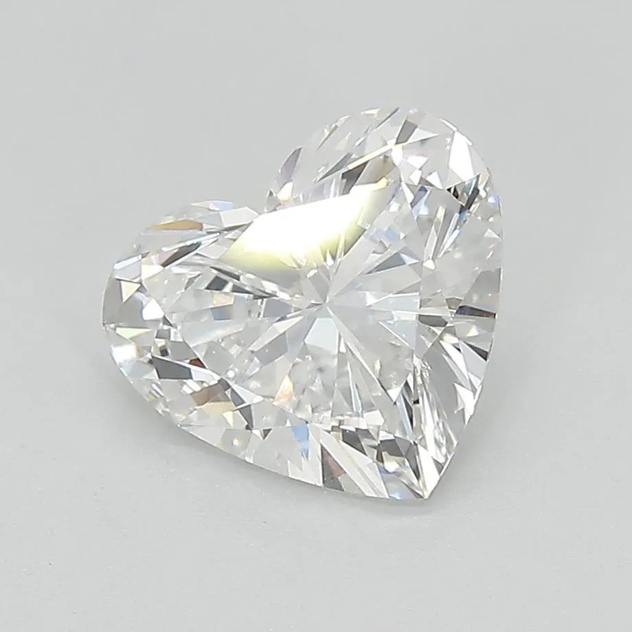 2.22ct Heart Lab Grown Diamond (Colour D, Clarity VVS2, IGI Certified)