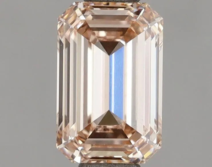 1.06ct Emerald Lab Grown Diamond (Colour Fancy Pinkish Orange, Clarity VS1, IGI Certified)