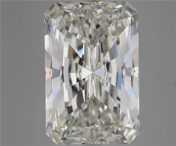 11.53ct Radiant Lab Grown Diamond (Colour G, Clarity VVS2, IGI Certified)