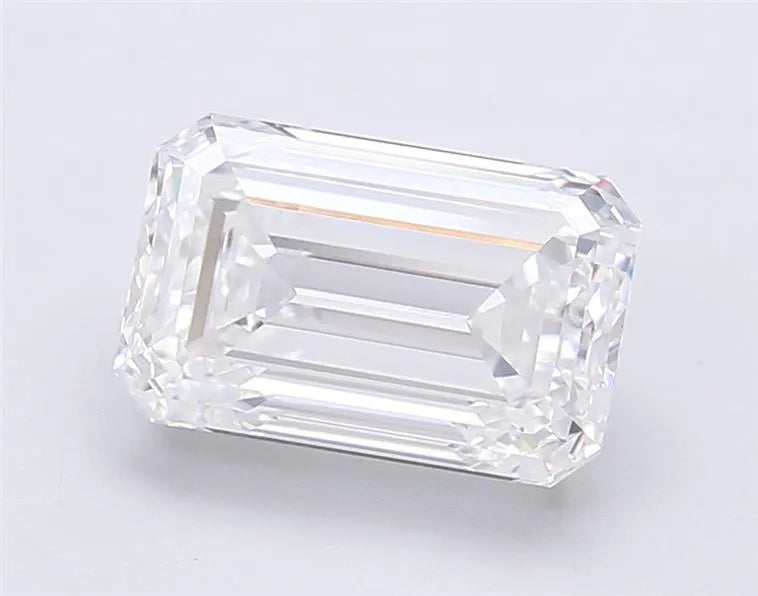 3.72ct Emerald Lab Grown Diamond (Colour D, Clarity VVS2, IGI Certified)