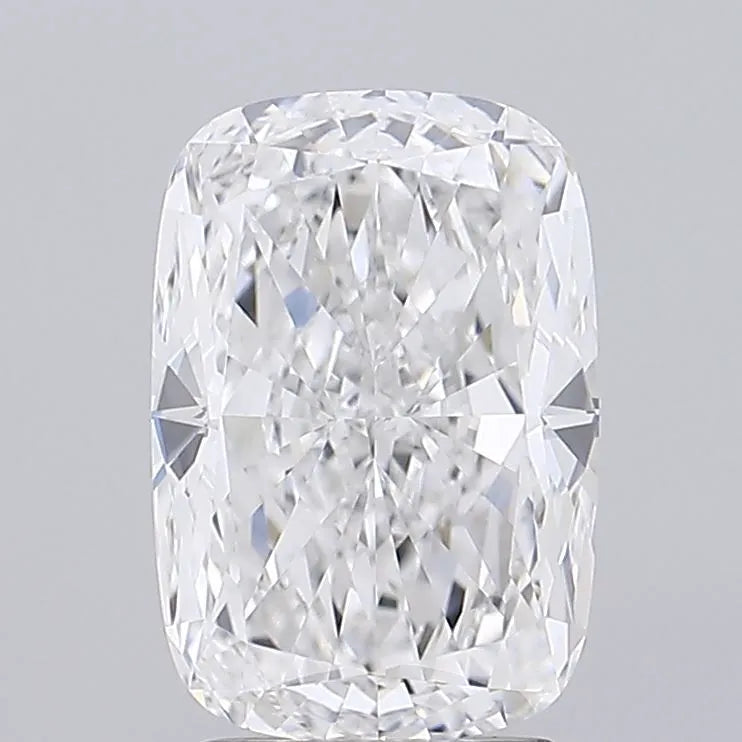 3.02ct Cushion modified Lab Grown Diamond (Colour E, Clarity VVS1, IGI Certified)