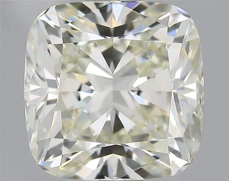 2.01ct Cushion brilliant Natural Diamond (Colour L, Clarity VVS1, GIA Certified)