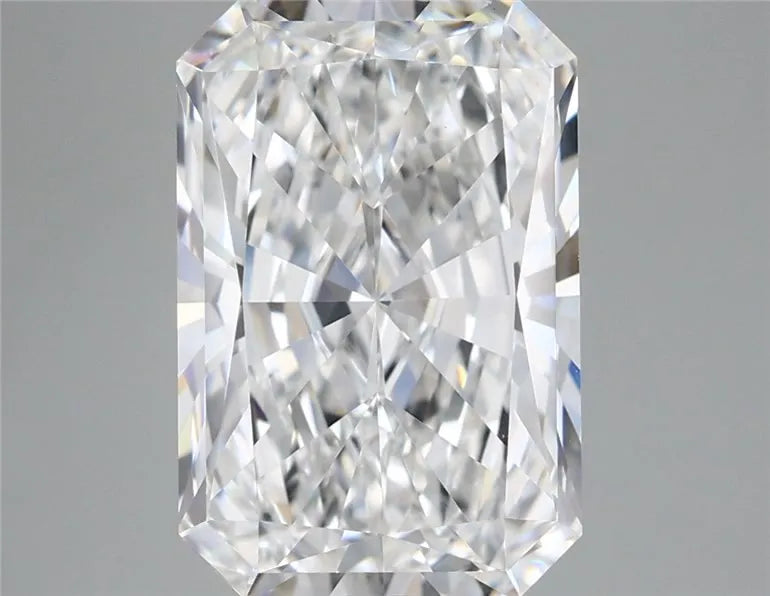 5.08ct Radiant Lab Grown Diamond (Colour F, Clarity VVS2, IGI Certified)