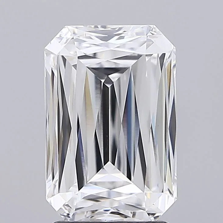 2.80ct Radiant Lab Grown Diamond (Colour E, Clarity VVS2, IGI Certified)