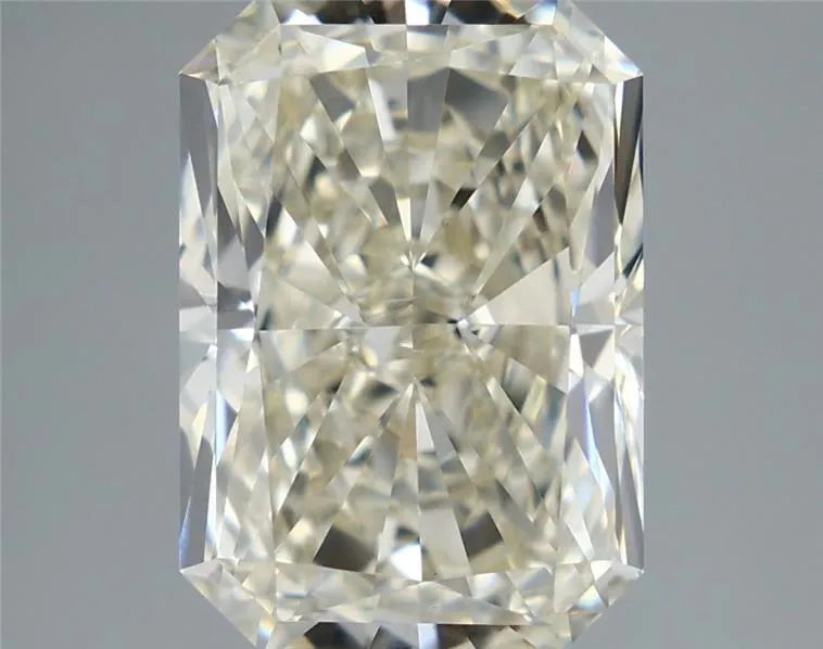 2.01ct Radiant Lab Grown Diamond (Colour K, Clarity VS1, IGI Certified)