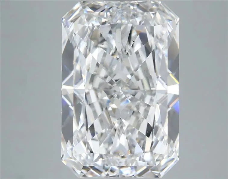 5.55ct Radiant Lab Grown Diamond (Colour F, Clarity SI1, IGI Certified)