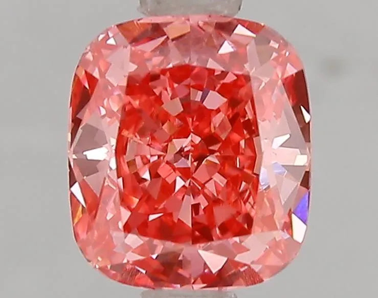 1.51ct Cushion modified Lab Grown Diamond (Colour Fancy Vivid Pink, Clarity VVS2, IGI Certified)