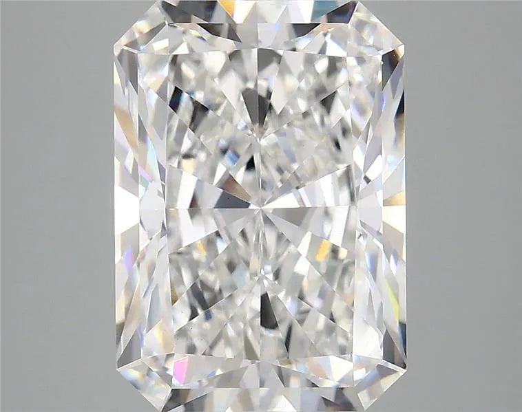 5.00ct Radiant Lab Grown Diamond (Colour E, Clarity VVS2, IGI Certified)