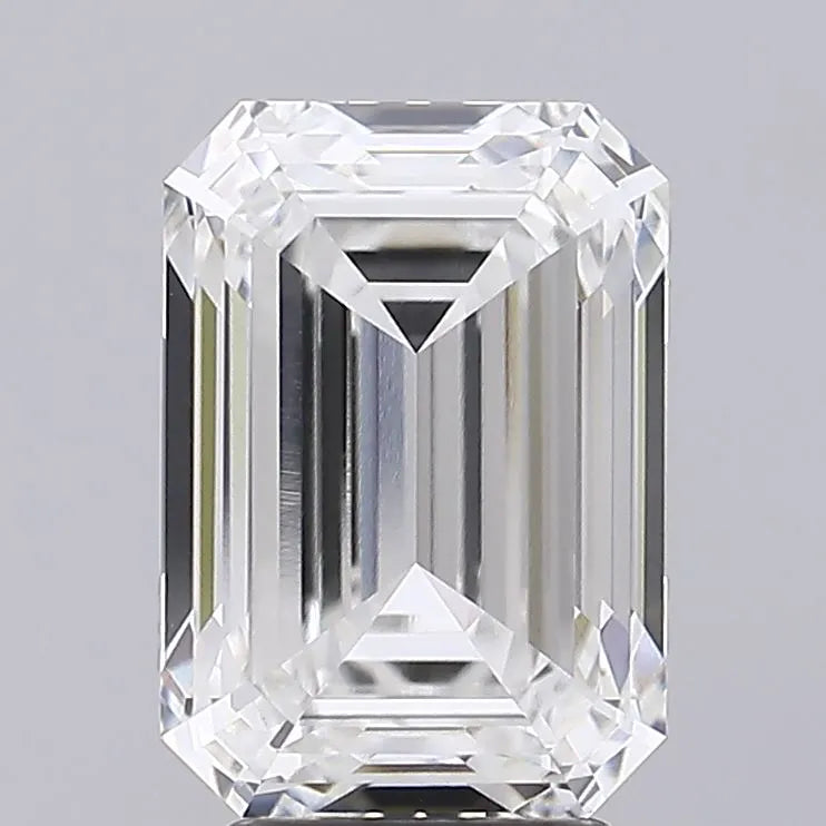 5.04ct Emerald Lab Grown Diamond (Colour E, Clarity VVS1, IGI Certified)