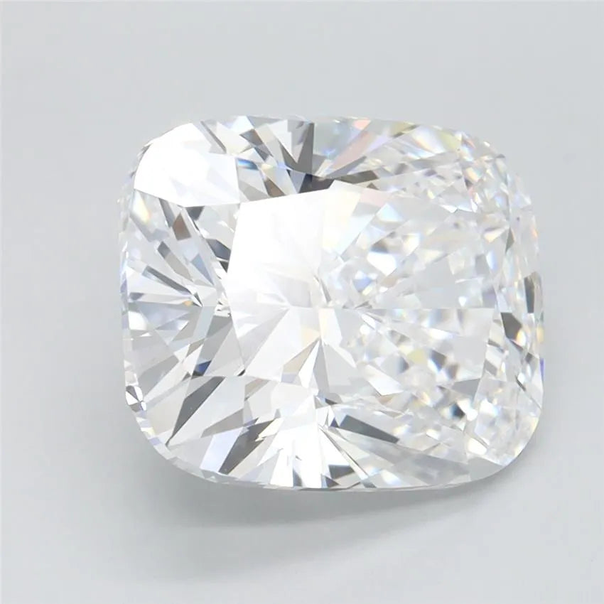 3.00ct Cushion modified Lab Grown Diamond (Colour D, Clarity VVS1, IGI Certified)